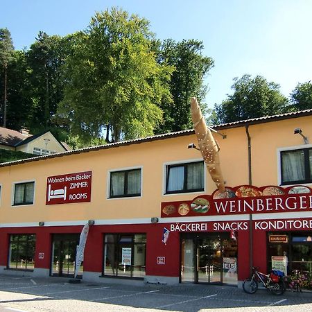 مبيت وإفطار يبز أن دير دوناو Wohnen Beim Baecker Weinberger المظهر الخارجي الصورة