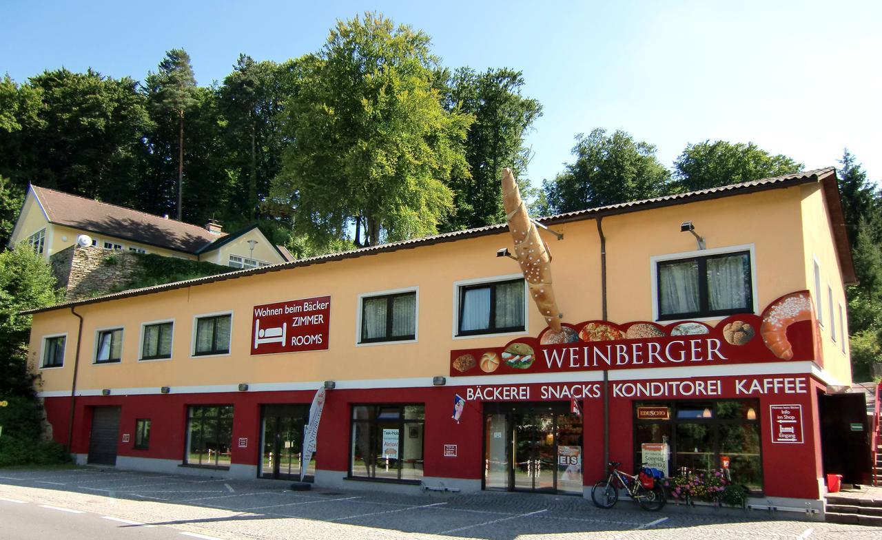 مبيت وإفطار يبز أن دير دوناو Wohnen Beim Baecker Weinberger المظهر الخارجي الصورة